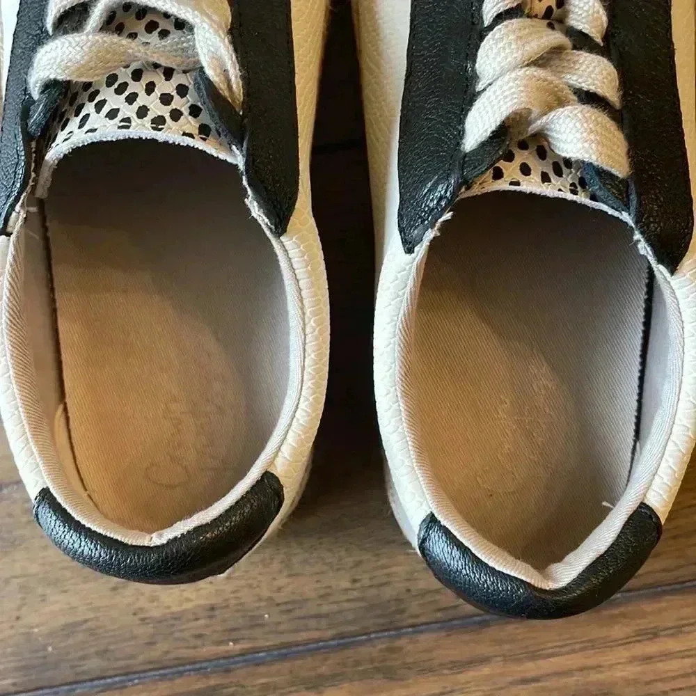 Crown Vintage Adelite Sneaker Lace Up Black/Cream Women’s sz 8M - Picture 7 of 9
